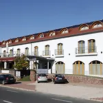 호텔 Wellness Laroba Alsóörs