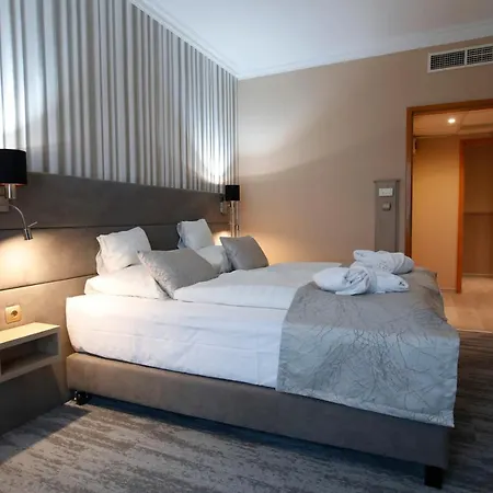 Wellness Laroba 4* Alsóörs