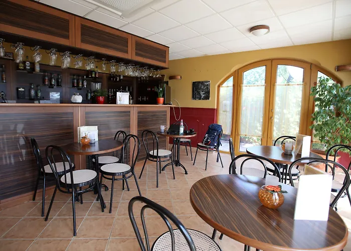 Wellness Laroba ホテル Alsóörs