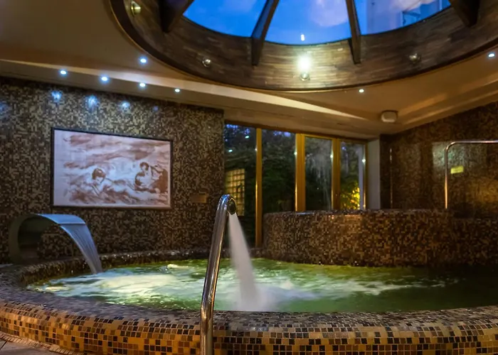 Wellness Laroba ホテル Alsóörs